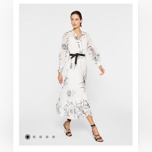 Club Monaco Printed Pleated Shirt Dress - Size 4